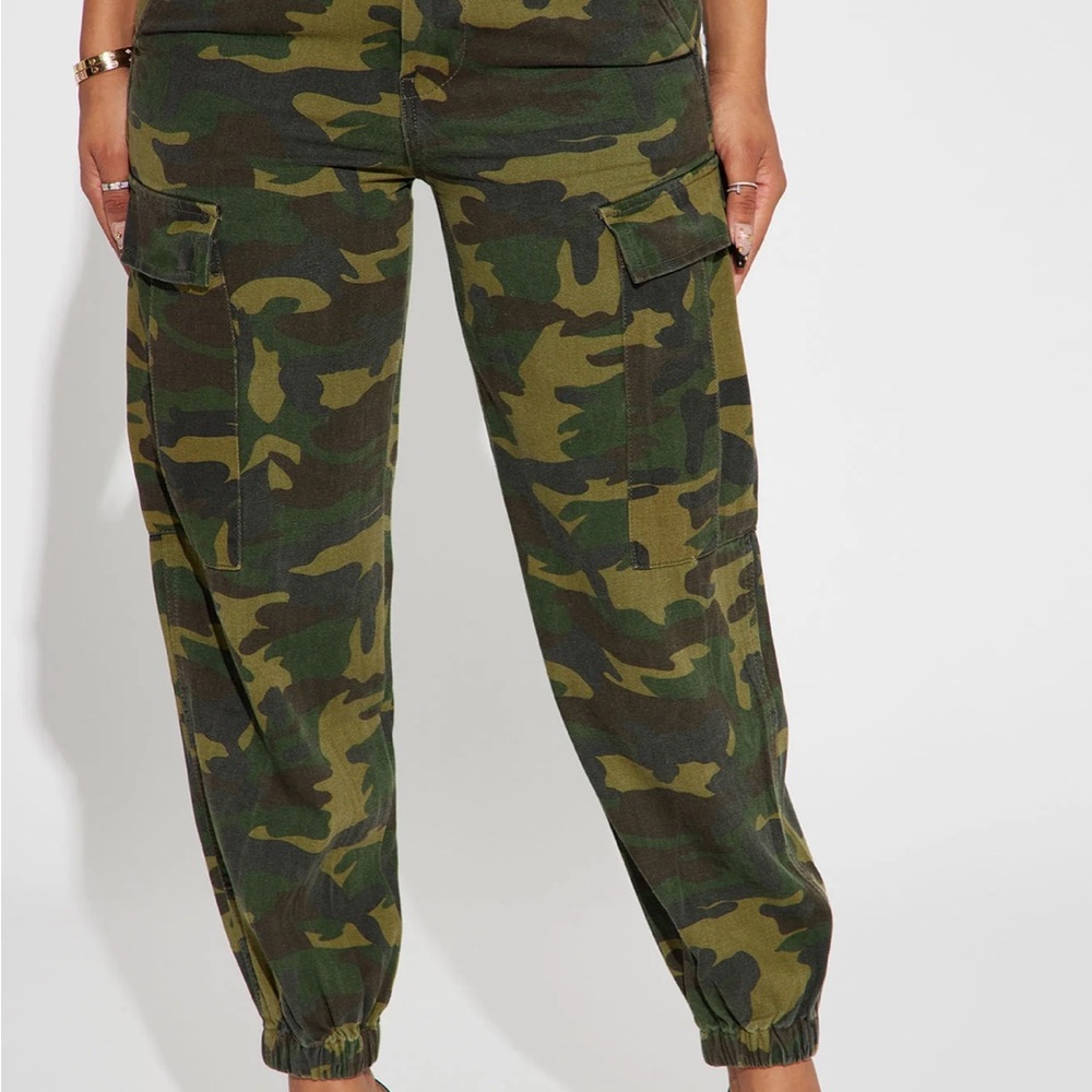 Jogger style cargo pants